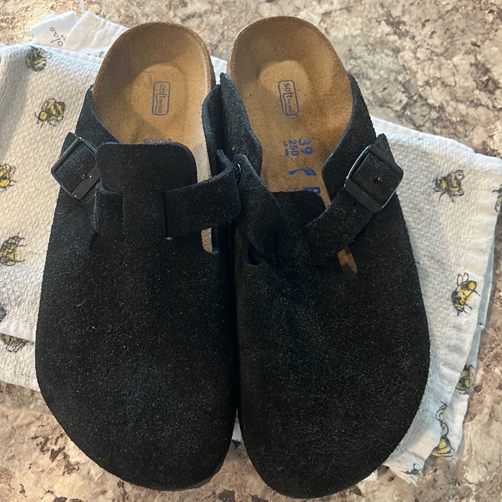 Black Birkenstock Bostons